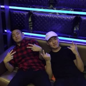 Meet your Posher, Harry